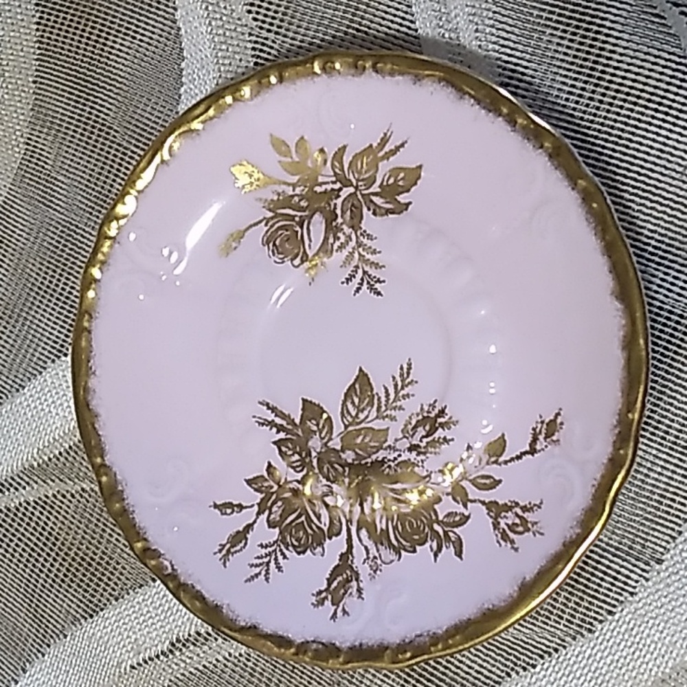 PARAGON TEA SAUCER